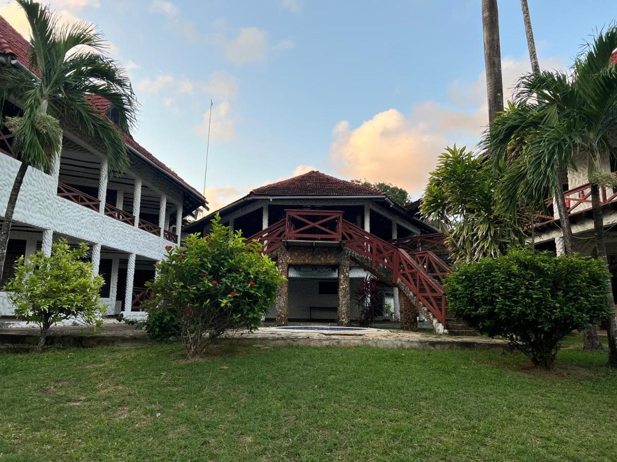 Buddha'S Tree (Adults Only) Mtwapa Exterior photo